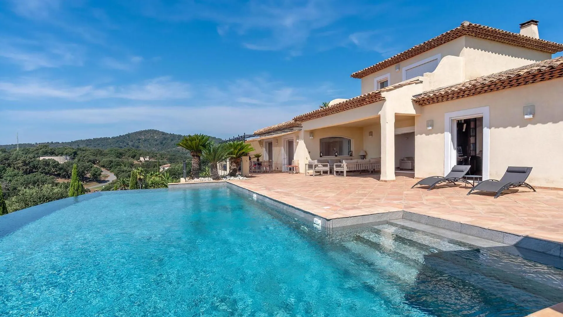 Lovely Home In Sainte-Maxime With Wifi